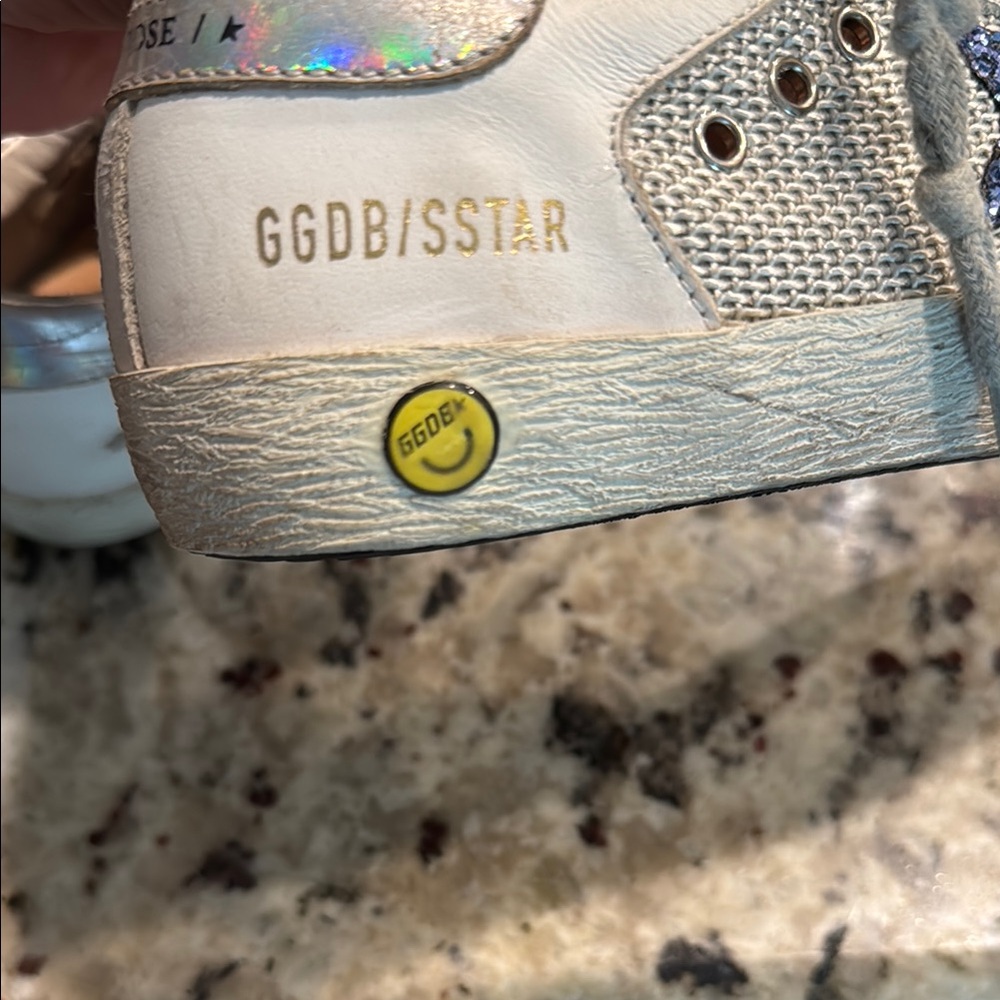 Kids “Super Star” Golden Goose sneakers with glittery purple/blue star - Picture 7 of 10